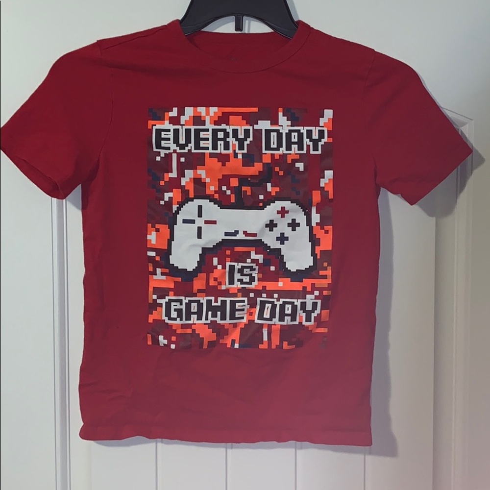 Gap t shirt